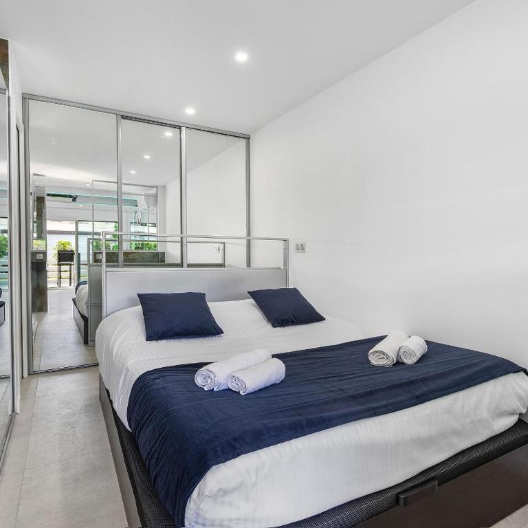 Double Game - Villa design luxe 4pers - Parking - Terrasse - Port Nature Village Naturiste - Two-Bedroom Villa - 23