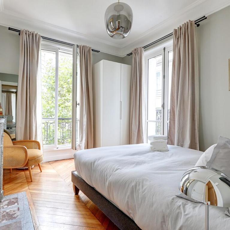 Le Marais Chic by Ecoflats - Three-Bedroom Apartment - 21