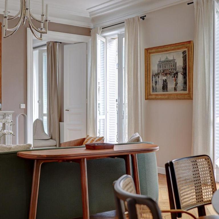 Le Marais Chic by Ecoflats - Three-Bedroom Apartment - 28