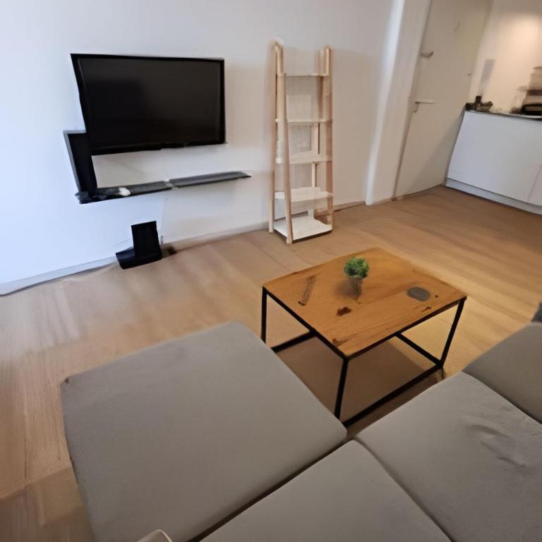 Yatay: Moderno y Cálido con Pileta y Parrilla - Apartamento de 1 Dormitorio con balcón y vistas a la ciudad - 4