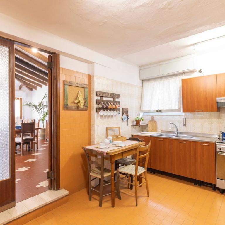 Charming Villa 200m from the sea - Villa - 48