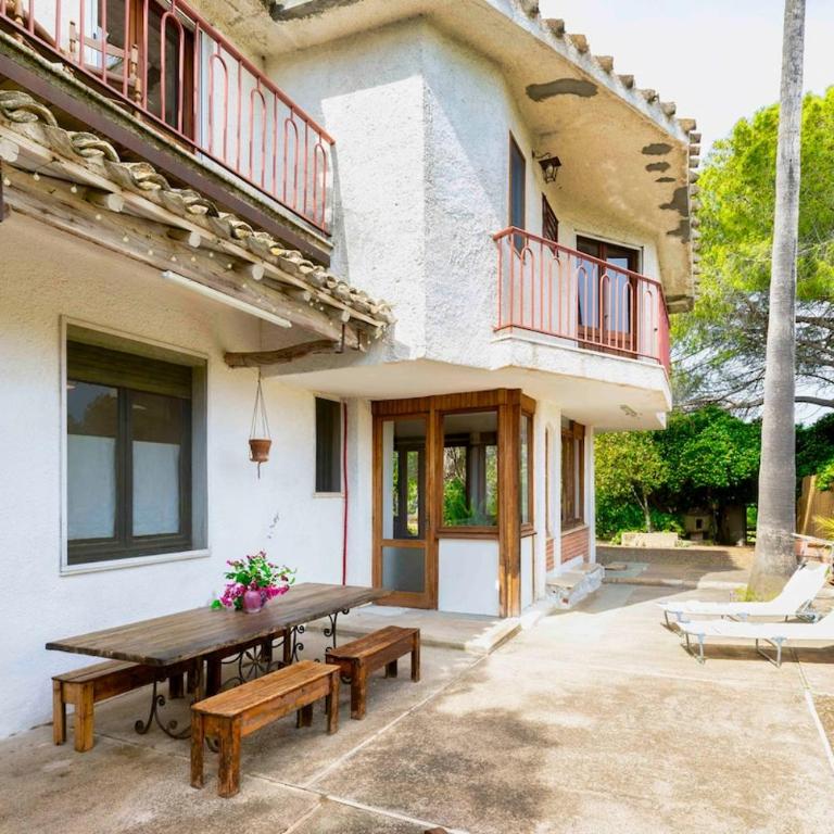 Charming Villa 200m from the sea - Villa - 60