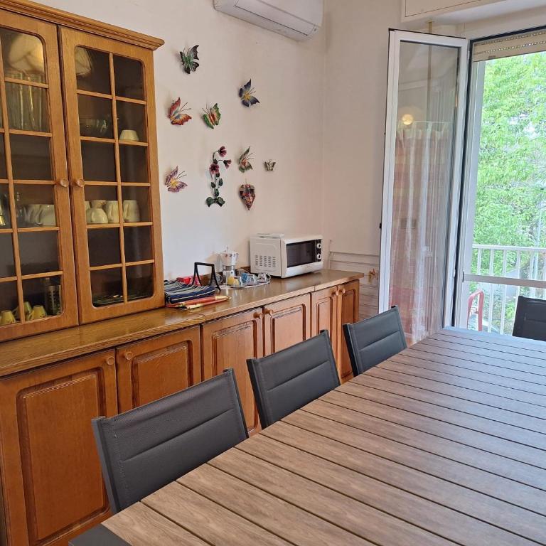 Residenza Marina - 5 camere 2 Bagni in centro Rimini - Appartamento - 2