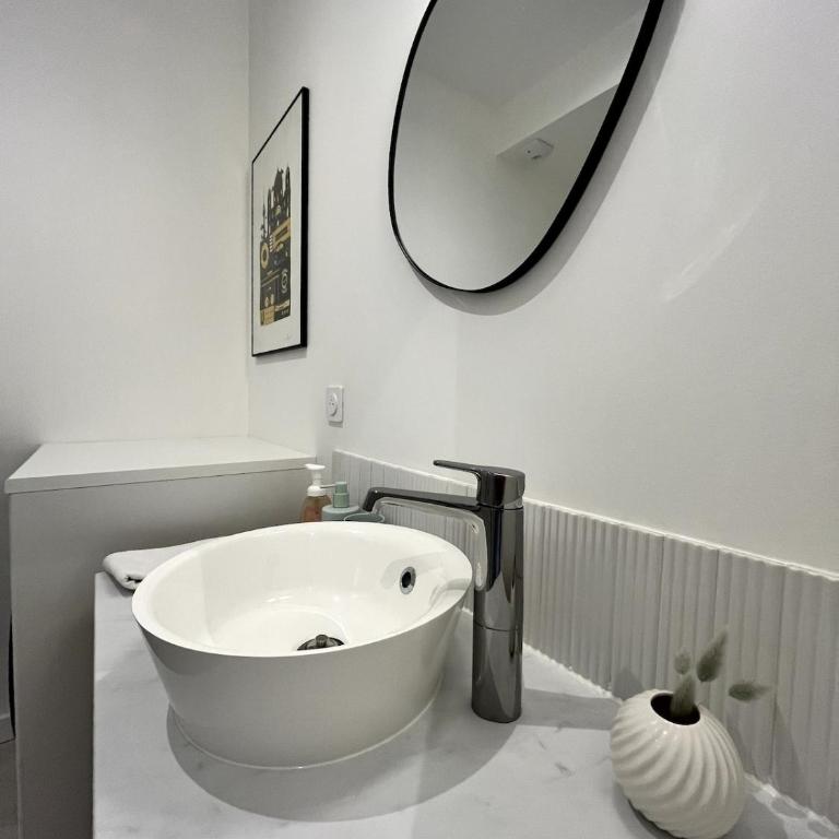 Darbefeuille, grand studio centre ville 2 personnes - One-Bedroom Apartment - 19