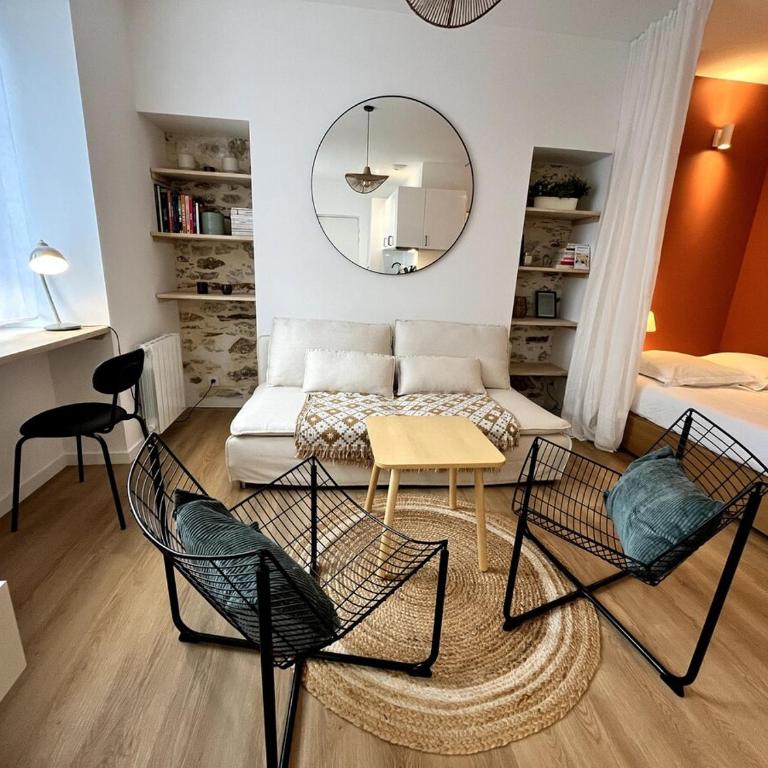 Darbefeuille, grand studio centre ville 2 personnes - One-Bedroom Apartment - 23