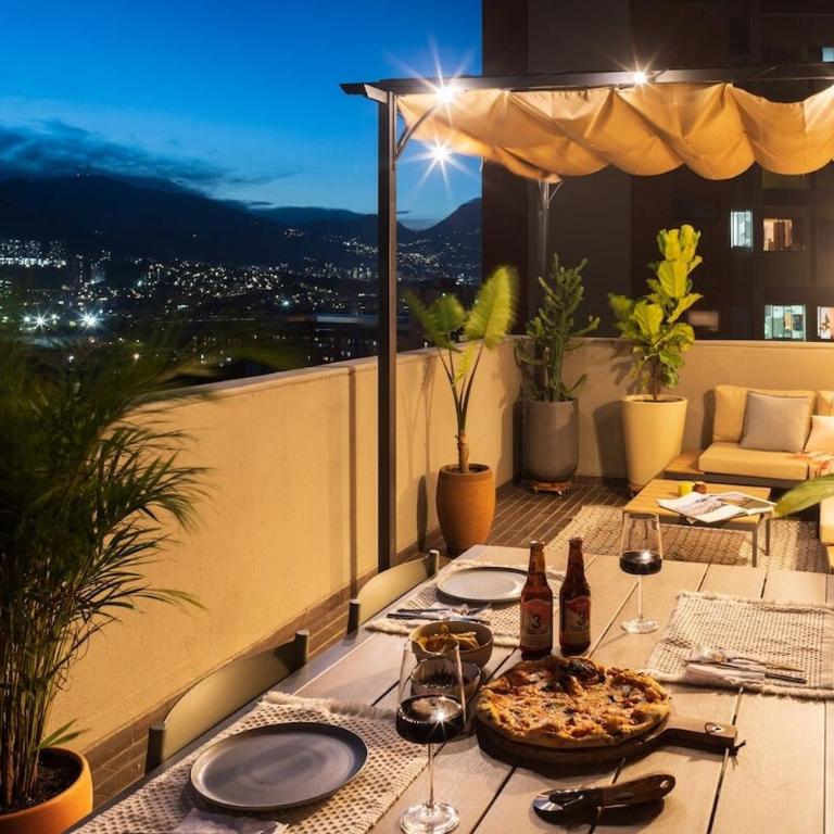 Private Terrace Duplex in El Poblado - One-Bedroom Apartment - 40