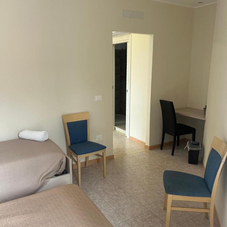 Vittorio Veneto Accomodation - Tropea city center - Junior Suite - 14
