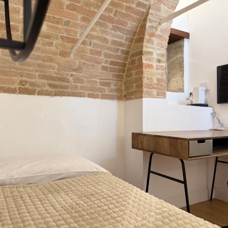 Charming 2-Bedroom Retreat in the Center of Perugia - Appartamento con 1 Camera da Letto - 16