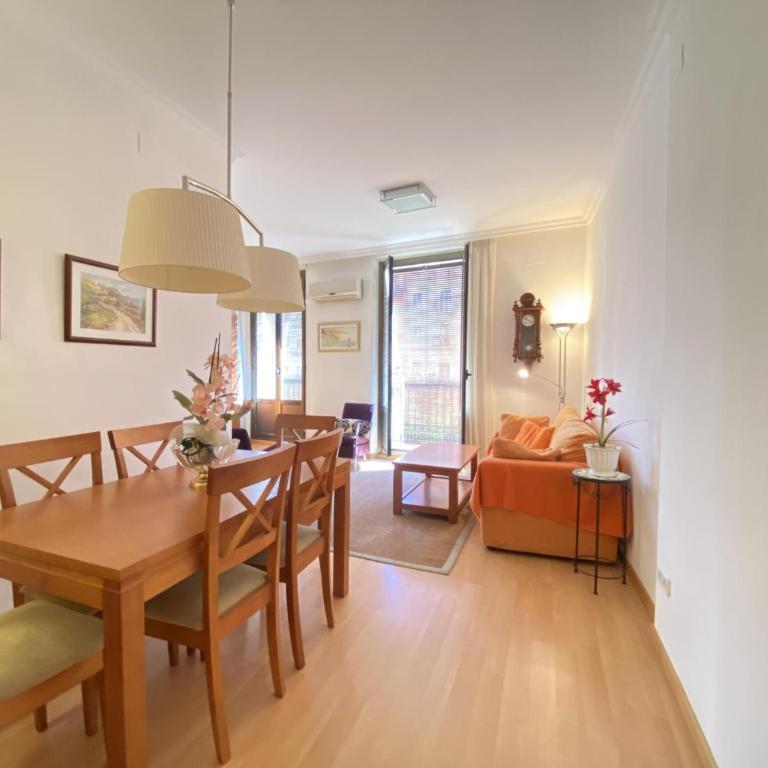 TH61 Apartamento vacacional Plaza de la Font - Apartamento - 16