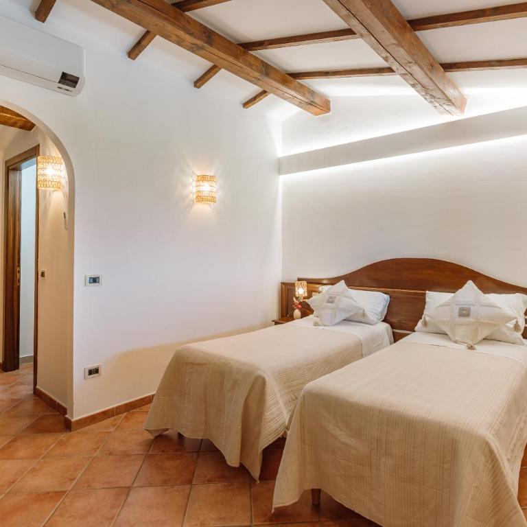 Agriturismo San Felicissimo - Camera Matrimoniale/Doppia con Letti Singoli con Vista Montagna - 11