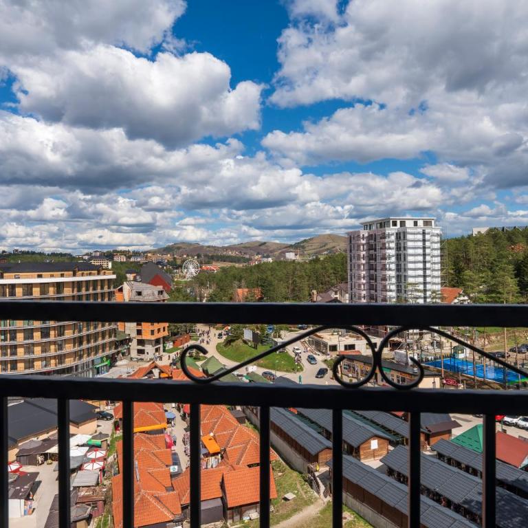 Golden S Zlatibor - One-Bedroom Apartment - 4