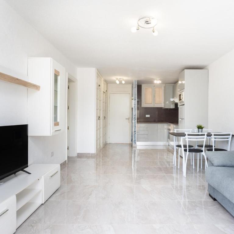 3 apartments 50m from the Las Americas Promenade with heated pool - Apartamento de 1 dormitorio con balcón - 7