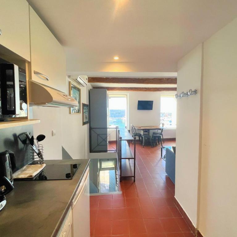 Le Palmyre - Apartment with Sea View - 11