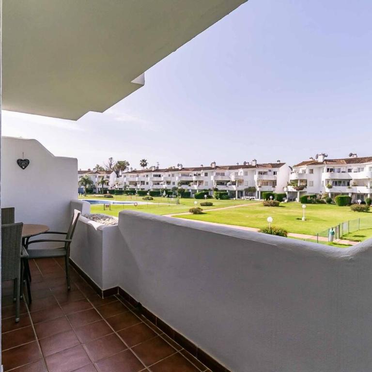 134 - Stylish Modern Apartment with Pool, Mijas - Apartamento de 2 dormitorios - 21