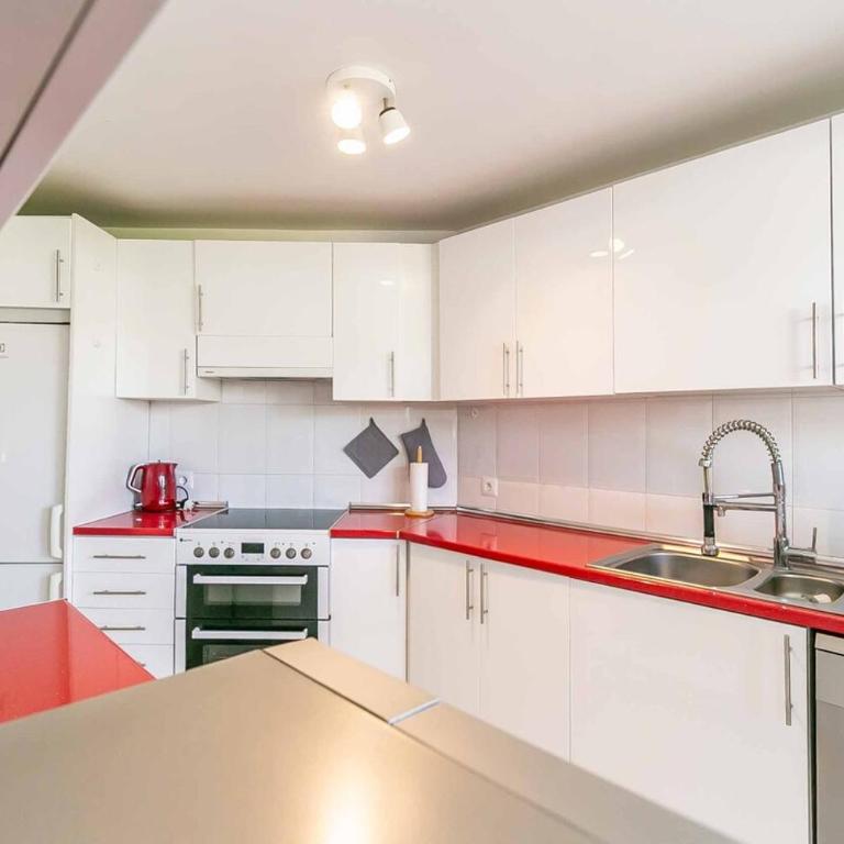 134 - Stylish Modern Apartment with Pool, Mijas - Apartamento de 2 dormitorios - 16