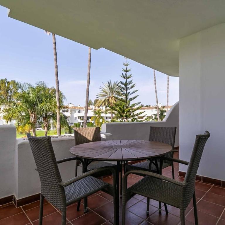 134 - Stylish Modern Apartment with Pool, Mijas - Apartamento de 2 dormitorios - 22
