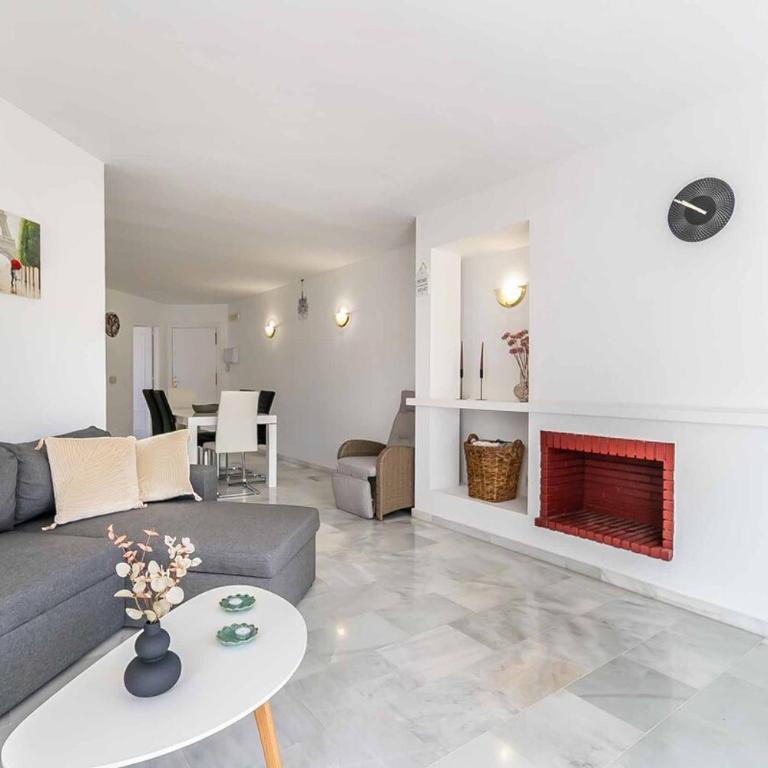 134 - Stylish Modern Apartment with Pool, Mijas - Apartamento de 2 dormitorios - 6