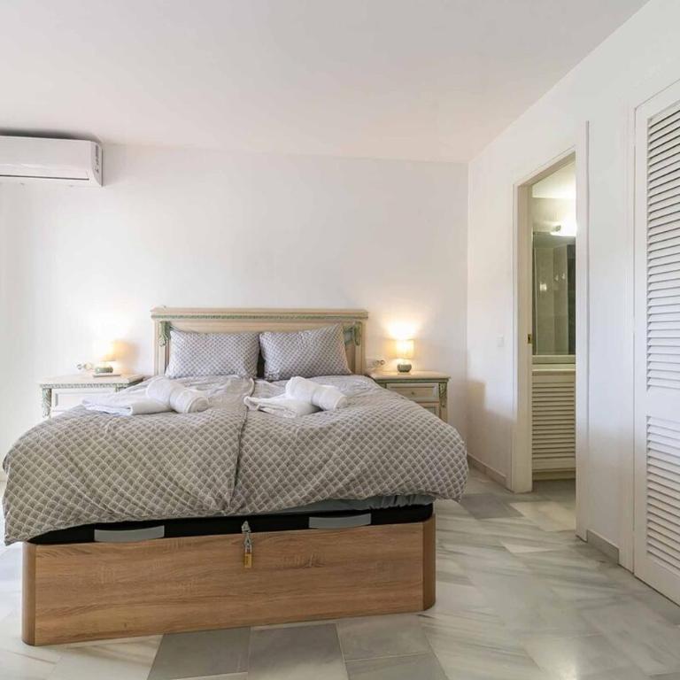 134 - Stylish Modern Apartment with Pool, Mijas - Apartamento de 2 dormitorios - 30