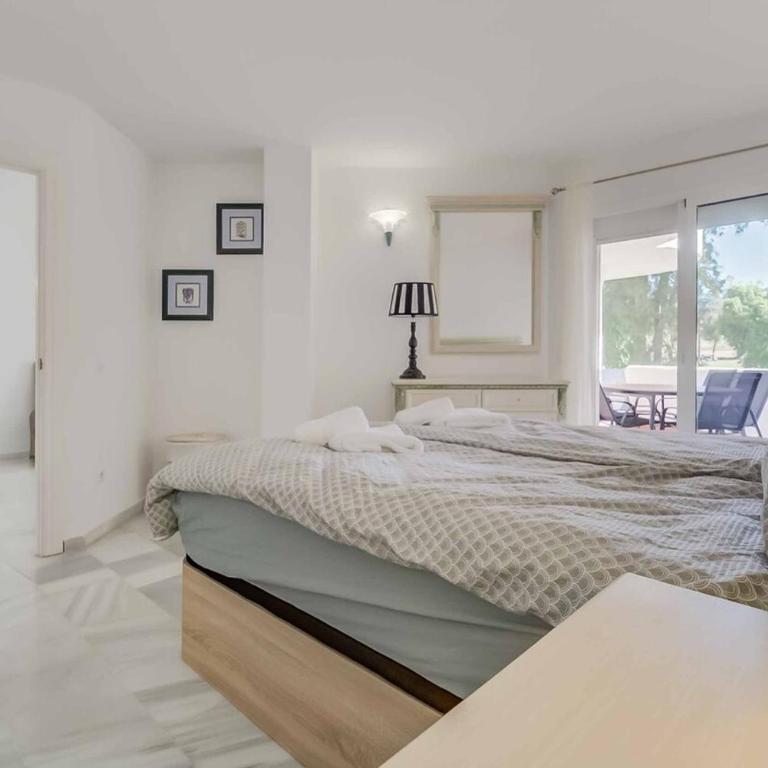 134 - Stylish Modern Apartment with Pool, Mijas - Apartamento de 2 dormitorios - 27