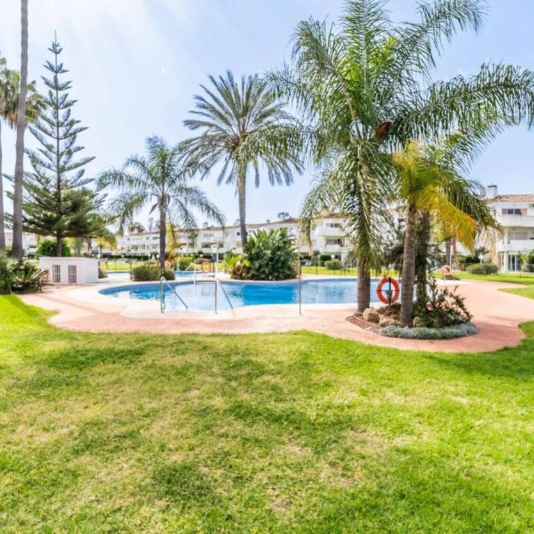 134 - Stylish Modern Apartment with Pool, Mijas - Apartamento de 2 dormitorios - 49