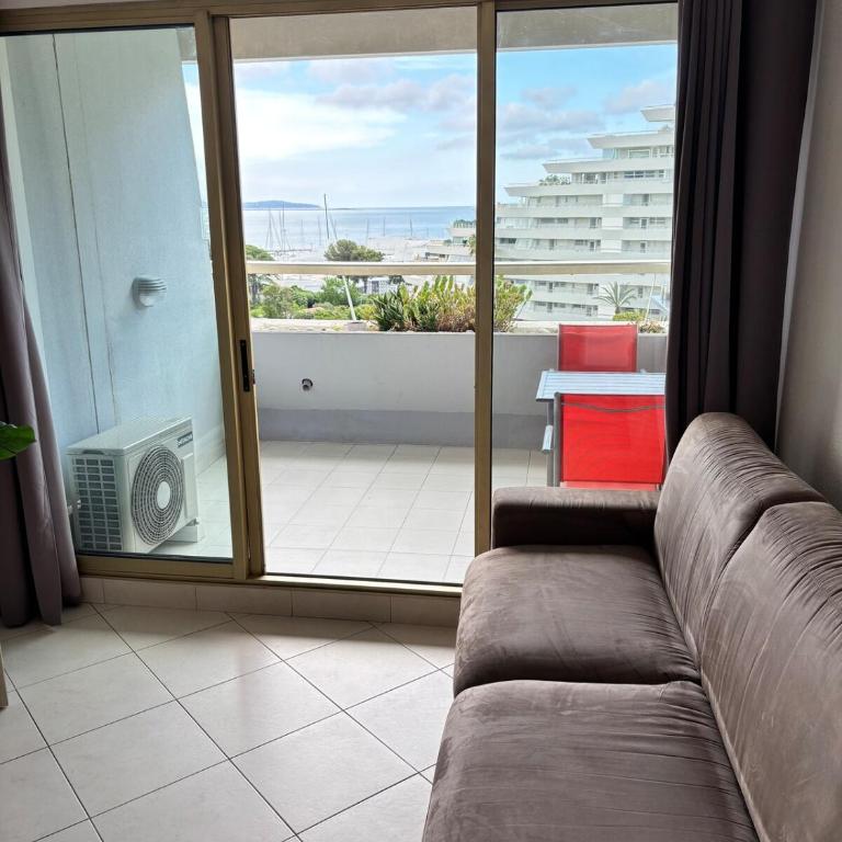 Sea & Port View Cozy Studio at Marina Baie des Anges - Apartamento de 1 dormitorio - 6