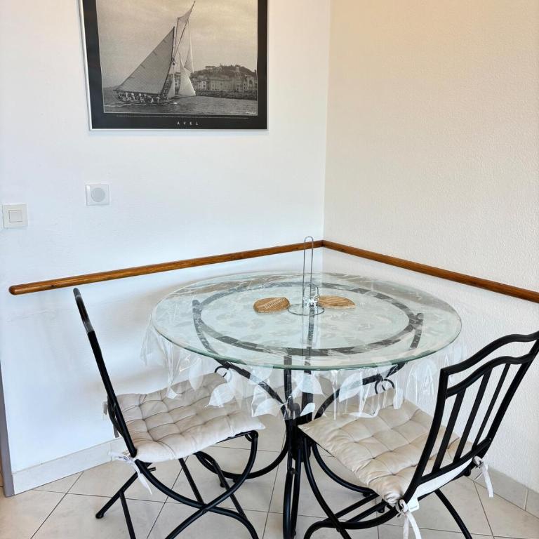 Sea & Port View Cozy Studio at Marina Baie des Anges - Apartamento de 1 dormitorio - 7
