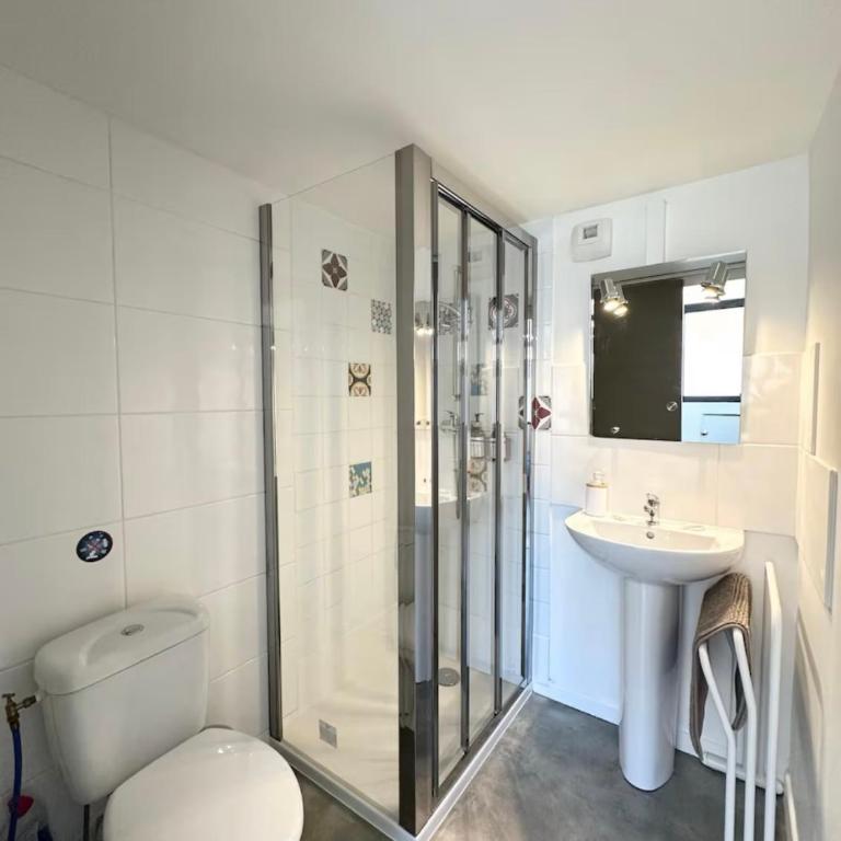 Studio mezzanine proche métro A - Appartement 1 Chambre - 5