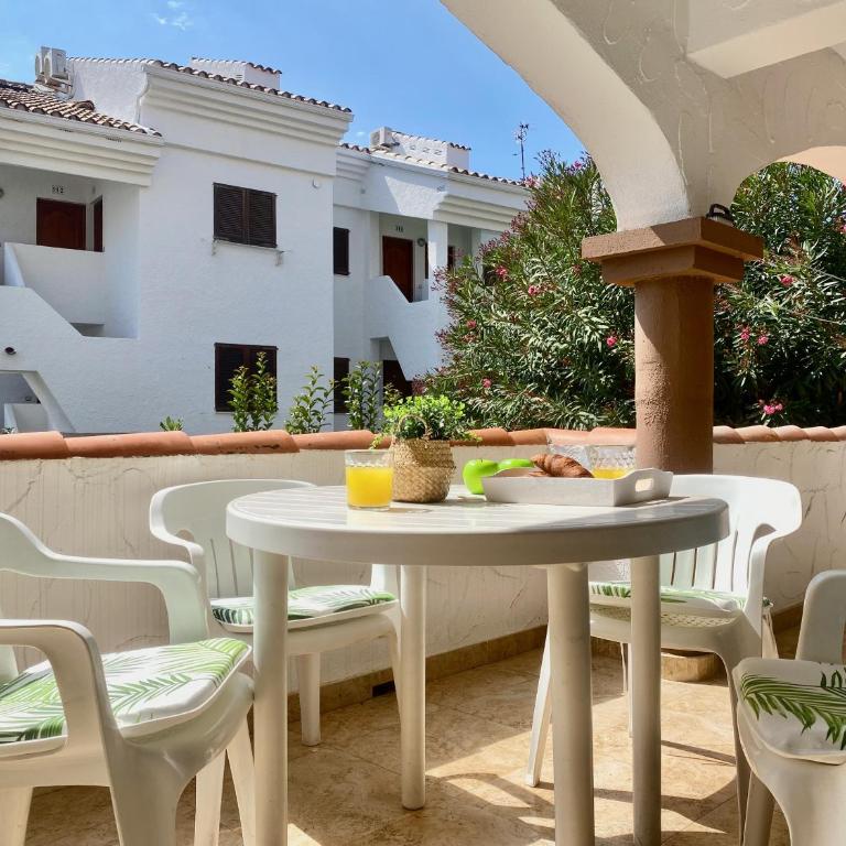 Playa Romana - Two-Bedroom Apartment - 7