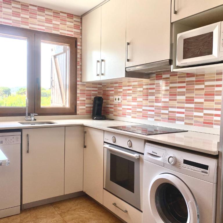 Playa Romana - Two-Bedroom Apartment - 20