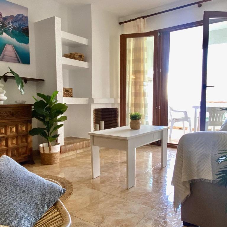 Playa Romana - Two-Bedroom Apartment - 18