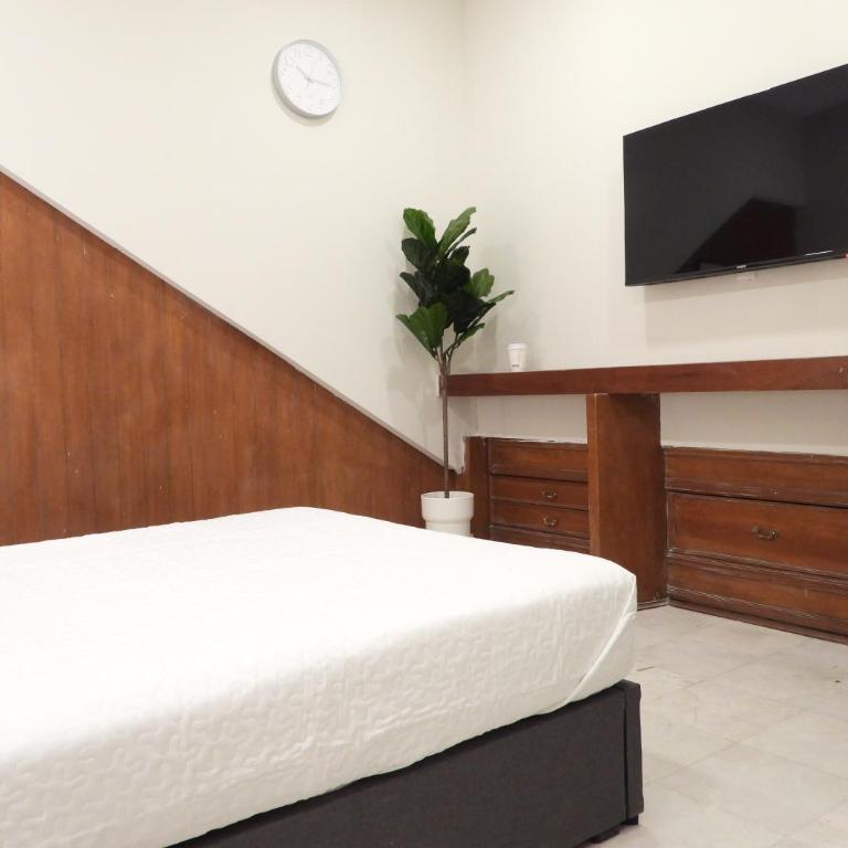 Singular Reforma - Double Room with Private External Bathroom - 11