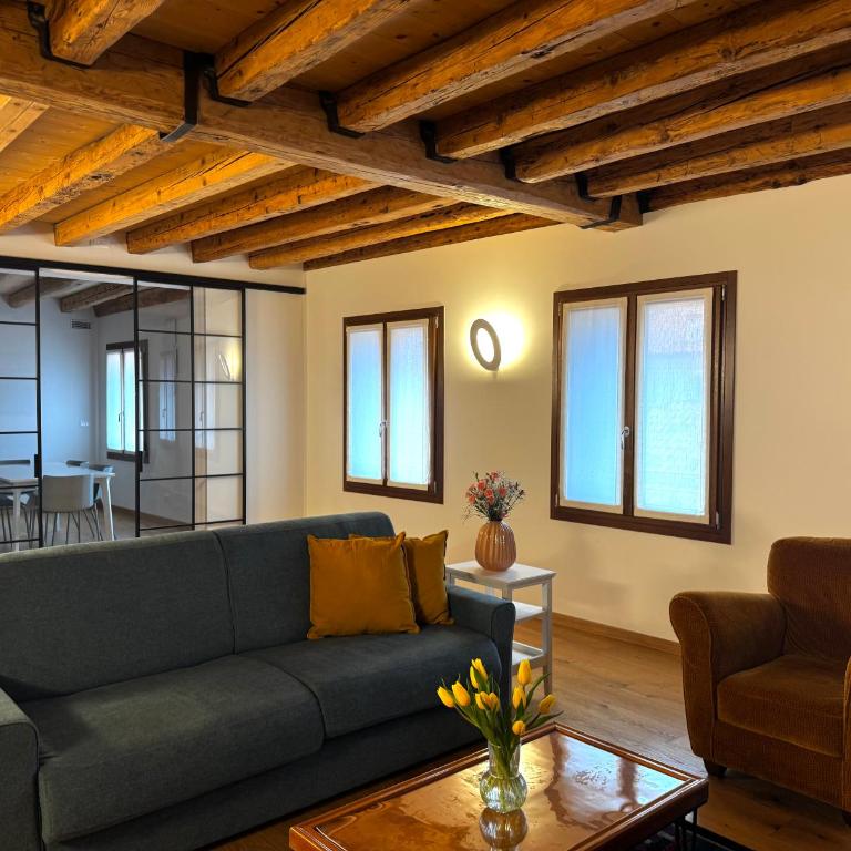 Palazzo Margherita - Appartamento con 2 Camere da Letto - 10