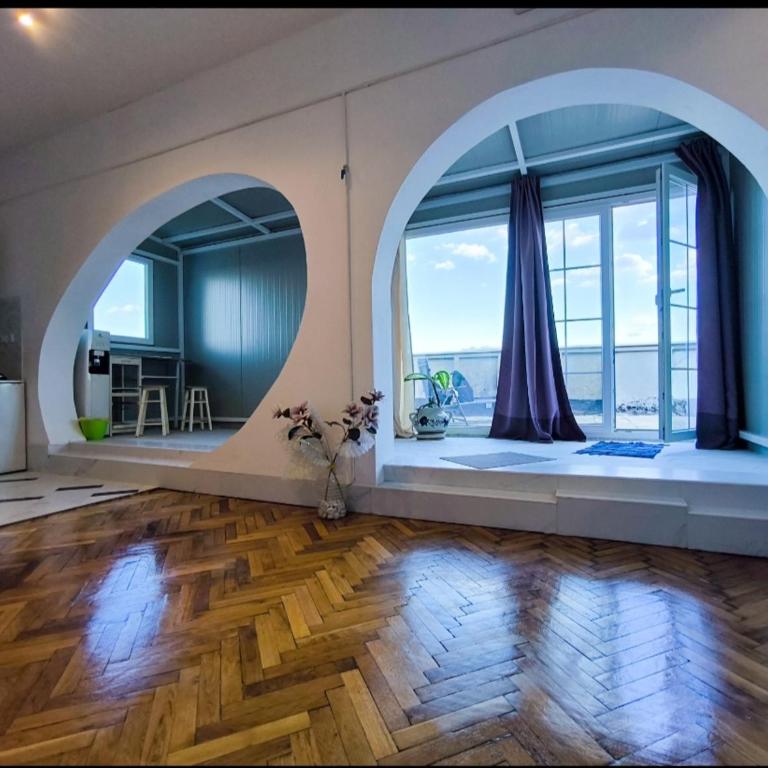 on top of the city - One-Bedroom Apartment - 2