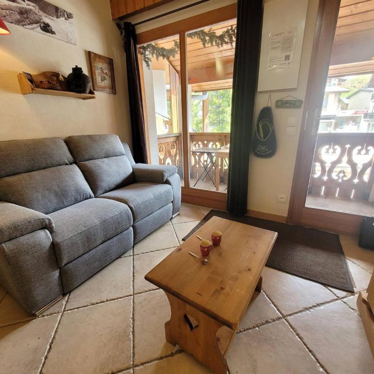 Appartement cosy rénové, 2 pièces, calme, proche pistes et commerces, parking privé - FR-1-598-77 - Apartment (5 Erwachsene) - 13