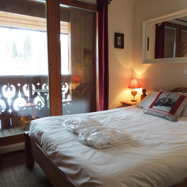 Appartement cosy rénové, 2 pièces, calme, proche pistes et commerces, parking privé - FR-1-598-77 - Apartment (5 Erwachsene) - 14