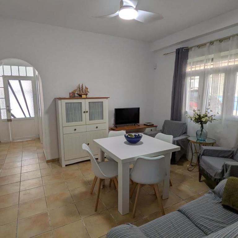 Céntrico apartamento junto al pimiento - Apartamento de 3 dormitorios - 8
