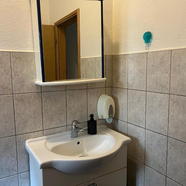 La Bocca Apartment - Airport, Parking, AC, Bidet, Coffee Machine, PS3 - One-Bedroom Apartment - 29