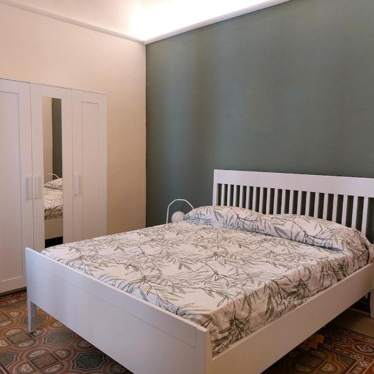 Volturno 50 - Appartamento con 3 Camere da Letto - 32