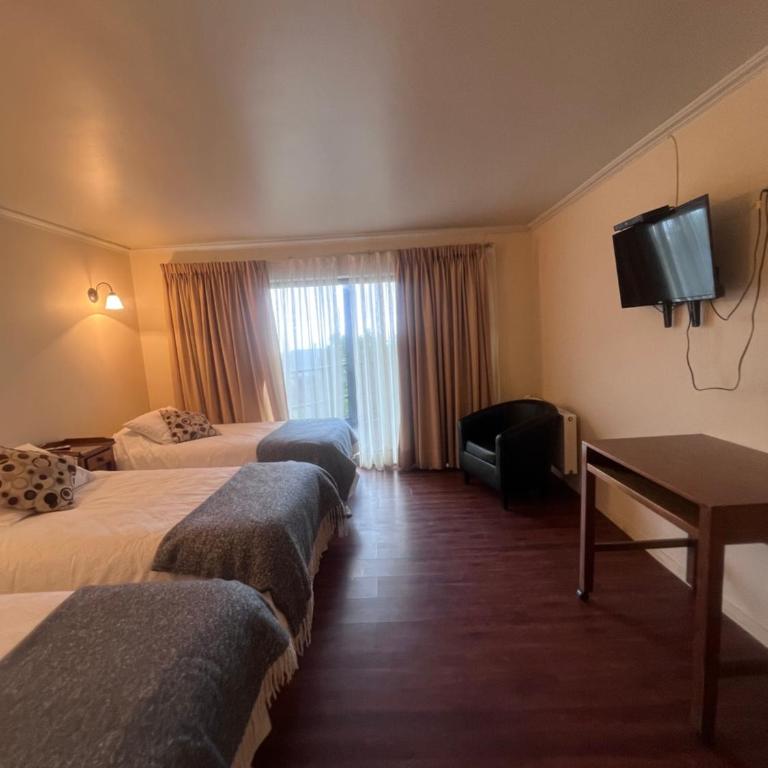 Antulafken Hotel, Cabañas y Restaurant - Habitación Triple - 2