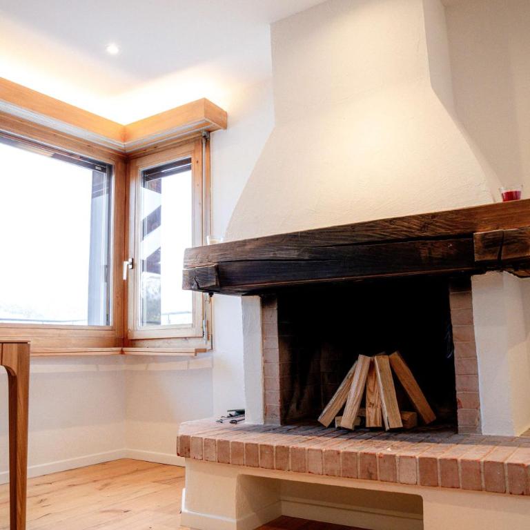 Stylish Lakeview Apartment Balcony & Free Parking - Apartment - 21