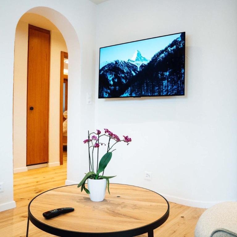 Stylish Lakeview Apartment Balcony & Free Parking - Apartment - 32