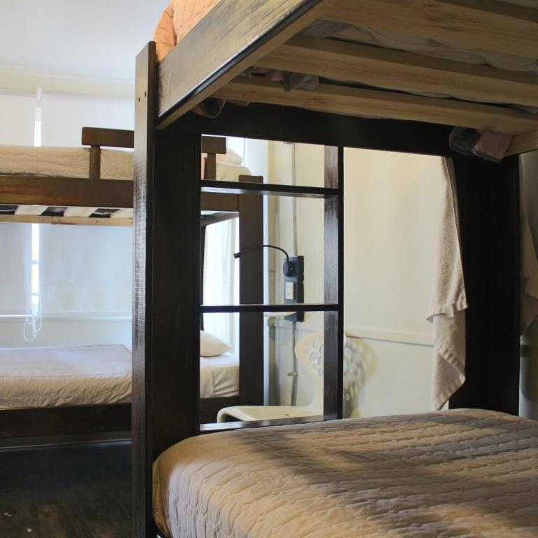 Guanako Rooftop Hostel - Bed in 4-Bed Dormitory Room - 4