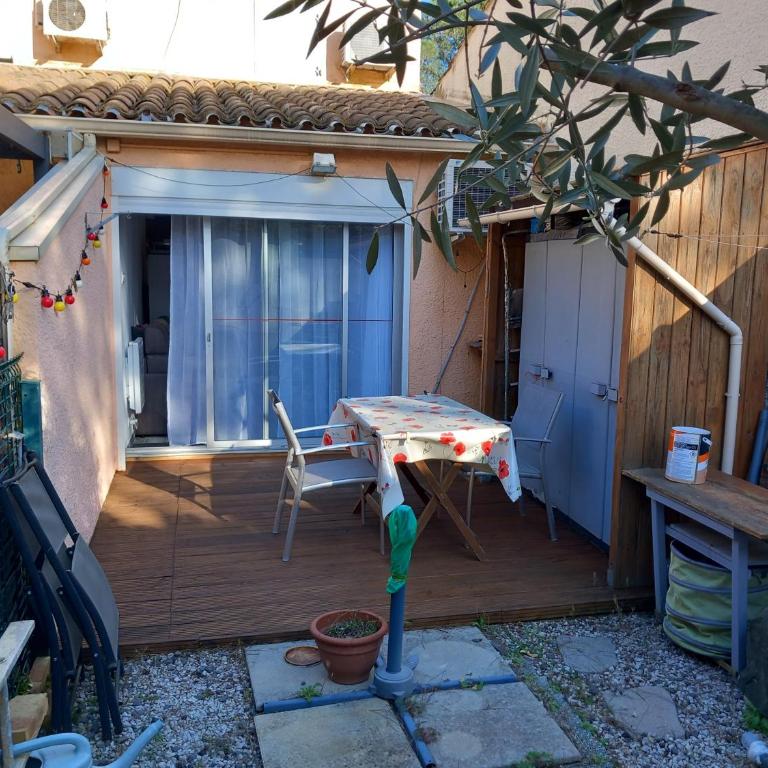 Le CENTAURE Proche Centre Naturiste - Haus mit 1 Schlafzimmer - 2