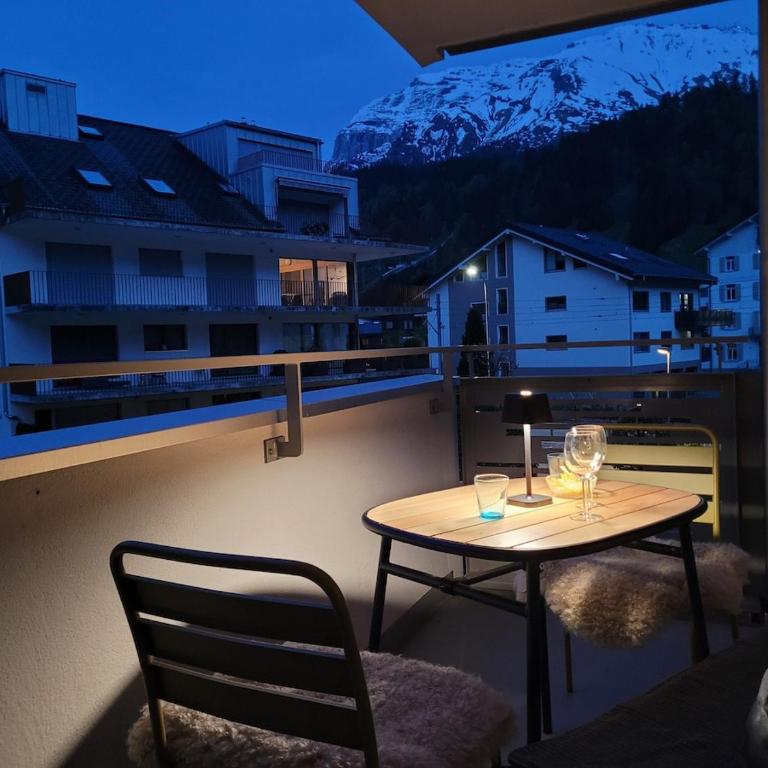 Modern, central 2-room apartment near Titlis lift - Apartment mit Blick auf die Berge - 11
