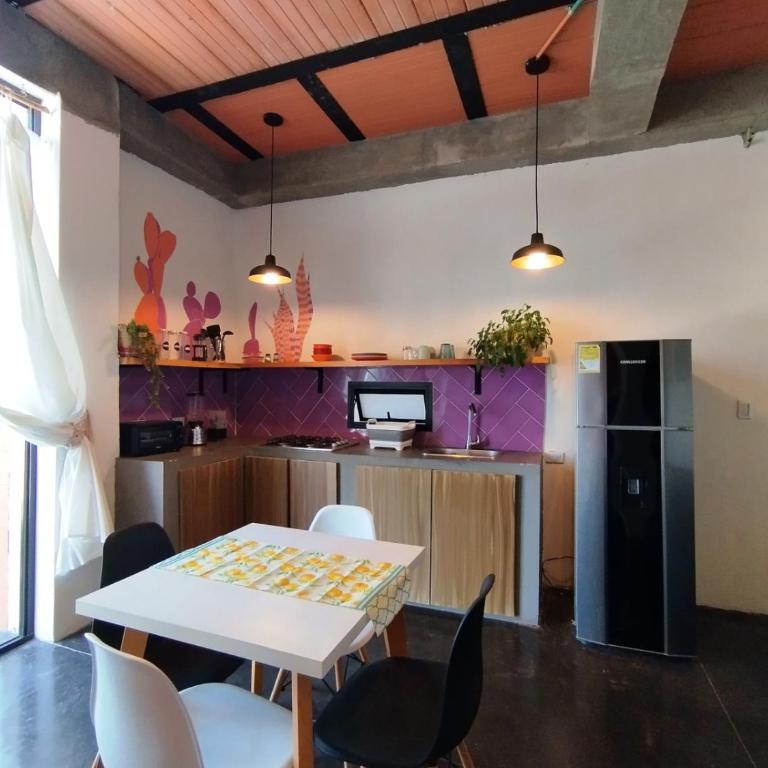 HELEN HOUSE Bello Horizonte - Studio with Balcony - 5