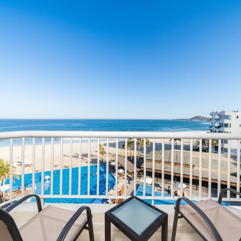 Krystal Grand Los Cabos - All Inclusive - Suite Palmilla mit Kingsize-Bett und Meerblick - 1