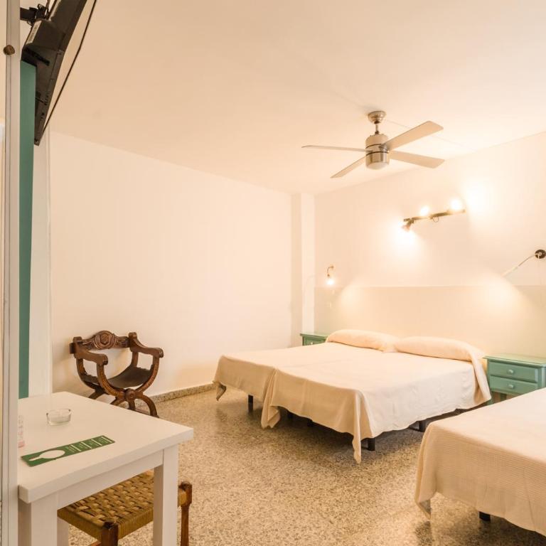 Hostal Altamar - Habitación Triple - 1