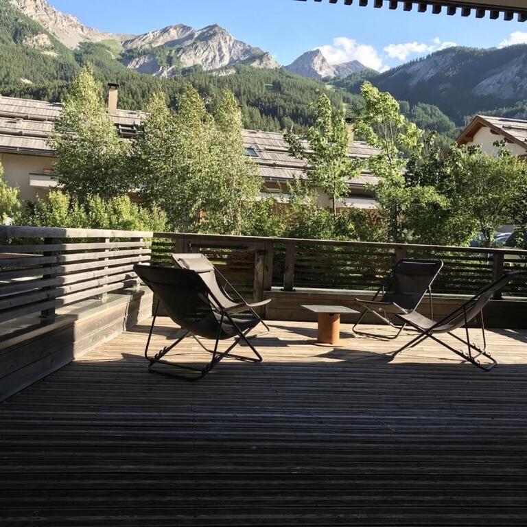 Appartement"Le CLOS DE L'YRET" avec très grande terrasse en face des pistes - Appartement 3 Chambres - 12