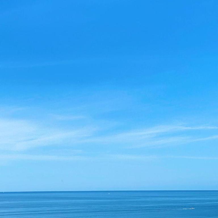 VUE MER EXCEPTIONNELLE !! Studio calme et lumineux sur la prestigieuse route des Sanguinaires à Ajaccio - Apartment mit 1 Schlafzimmer - 16