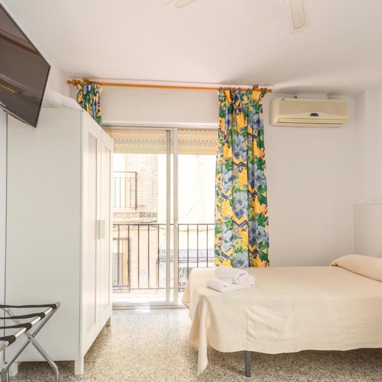Hostal Altamar - Habitación cuádruple - 11